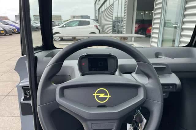 Opel Rocks-e (2024) thumbnail 13