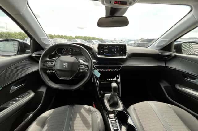 Peugeot 208 (2022) thumbnail 23