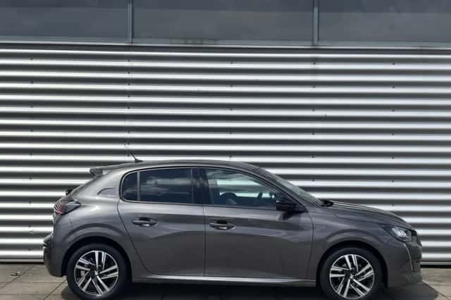Peugeot 208 (2022) thumbnail 4