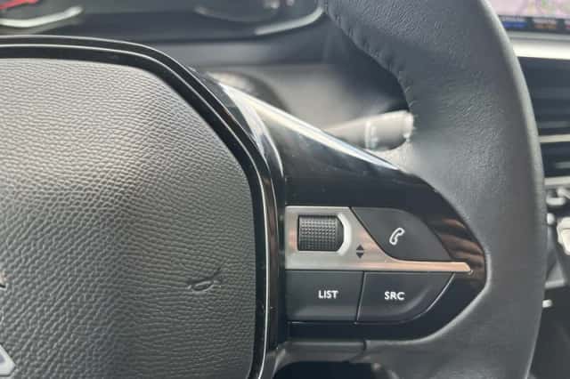 Peugeot 208 (2022) thumbnail 10