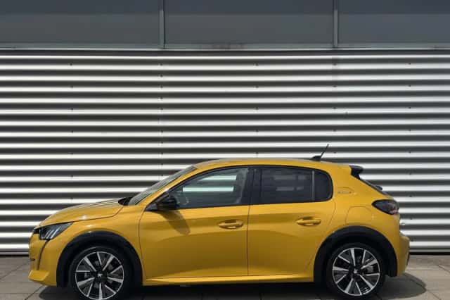 Peugeot 208 (2020) thumbnail 5