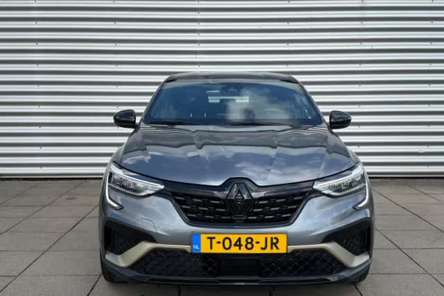 Renault Arkana (2023) thumbnail 3