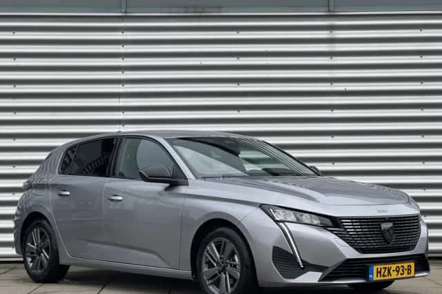 Peugeot 308 (2024) thumbnail 3