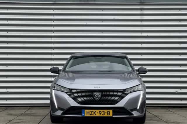 Peugeot 308 (2024) thumbnail 4