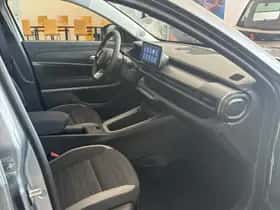 Jeep Avenger (2025) thumbnail 15