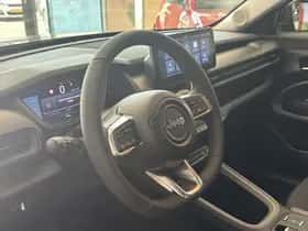 Jeep Avenger (2025) thumbnail 6