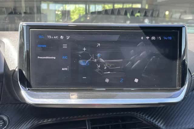 Peugeot e-2008 (2024) thumbnail 19