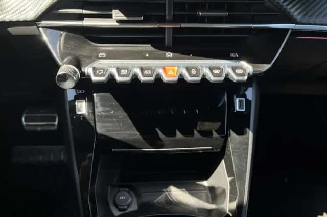 Peugeot e-2008 (2024) thumbnail 20