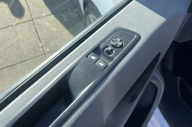 Opel Vivaro (2022) thumbnail 12
