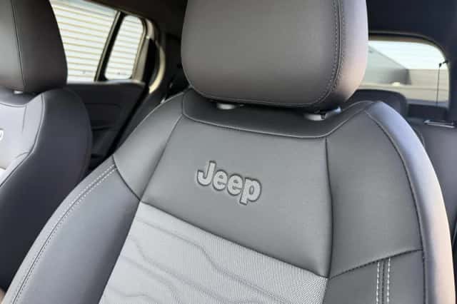 Jeep Avenger (2025) thumbnail 12