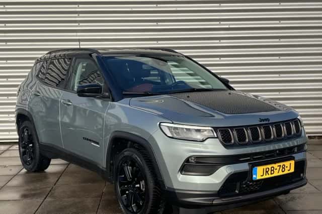 Jeep Compass (2022) thumbnail 2