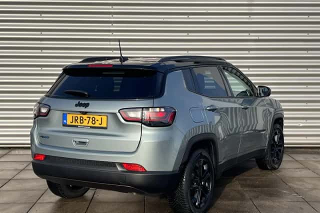 Jeep Compass (2022) thumbnail 3