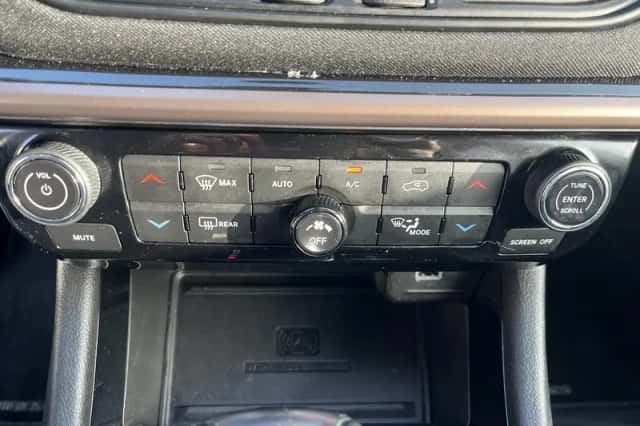 Jeep Compass (2022) thumbnail 21