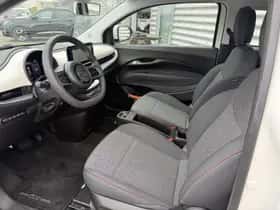 Fiat 500 (2021) thumbnail 4