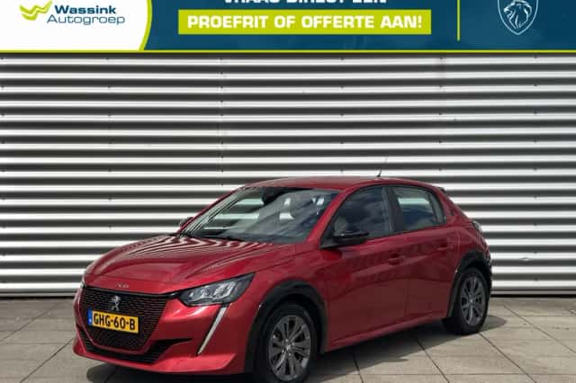 Peugeot e-208 (2023) thumbnail 1