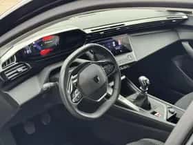Peugeot 308 (2022) thumbnail 6
