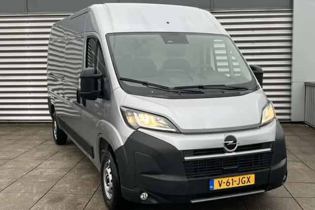 Opel Movano (2024) thumbnail 2