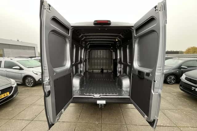 Opel Movano (2024) thumbnail 22