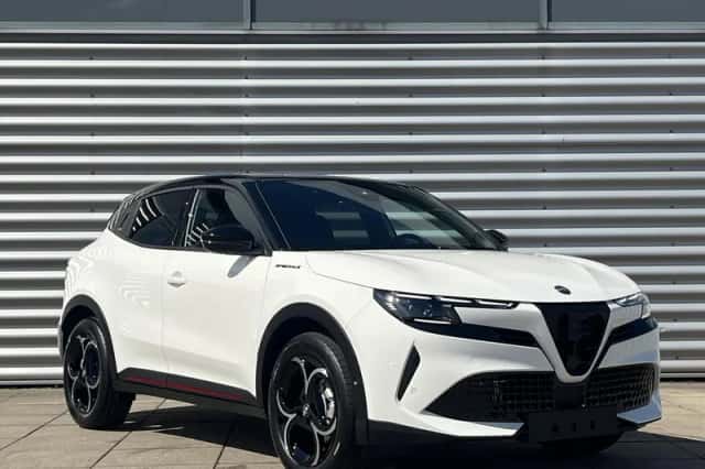 Alfa Romeo Junior (2025) thumbnail 2
