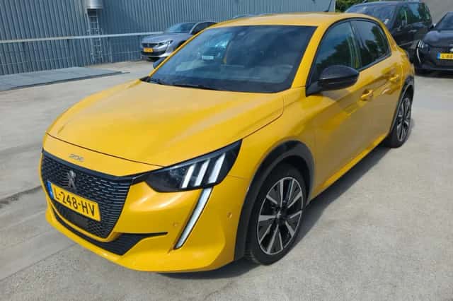 Peugeot 208 (2021) thumbnail 1