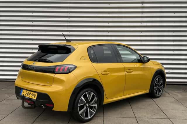 Peugeot 208 (2021) thumbnail 3