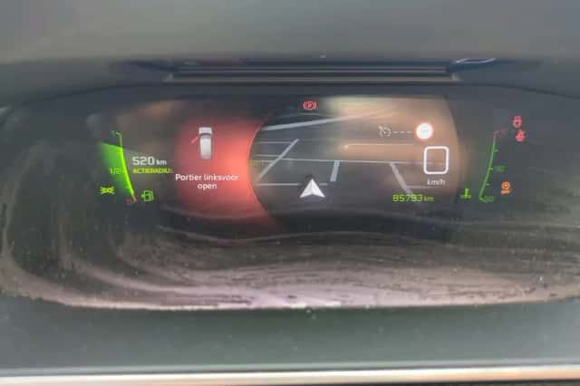 Peugeot 208 (2021) thumbnail 4