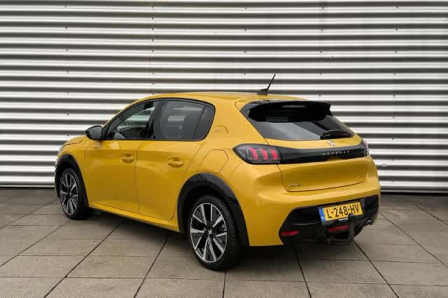 Peugeot 208 (2021) thumbnail 4