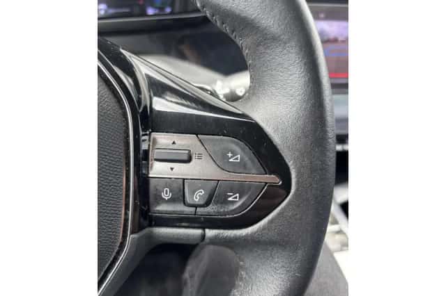 Peugeot 308 (2022) thumbnail 15