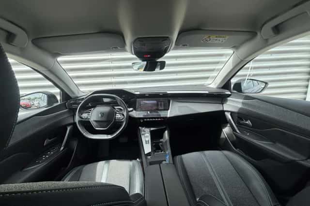 Peugeot 308 (2022) thumbnail 16