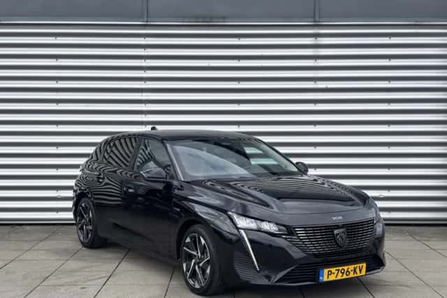 Peugeot 308 (2022) thumbnail 3
