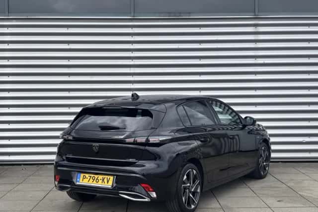 Peugeot 308 (2022) thumbnail 5