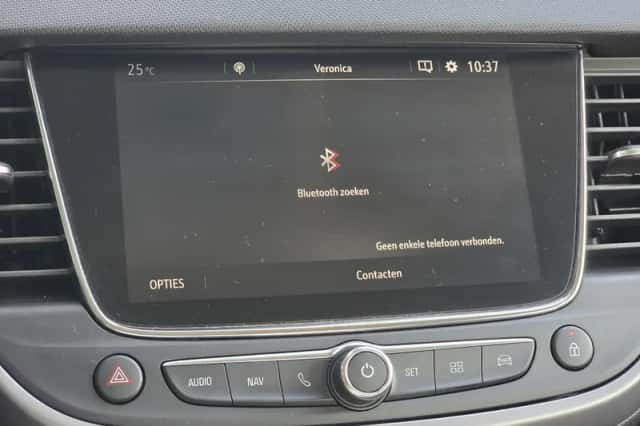 Opel Crossland X (2020) thumbnail 19