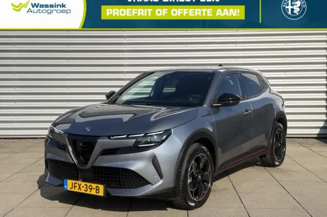 Alfa Romeo Junior (2025) thumbnail 1