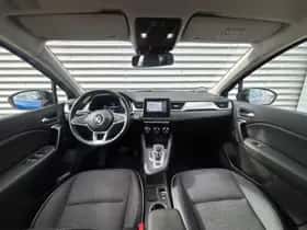 Renault Captur (2021) thumbnail 6