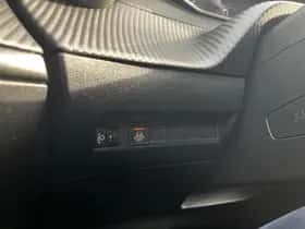 Peugeot 2008 (2021) thumbnail 11