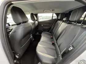 Peugeot 2008 (2021) thumbnail 24