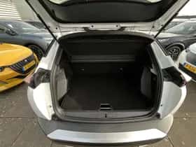 Peugeot 2008 (2021) thumbnail 25