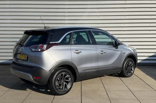 Opel Crossland X (2020) thumbnail 3