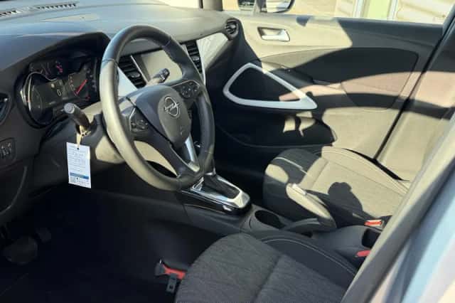 Opel Crossland X (2020) thumbnail 6