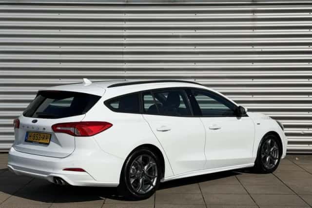 Ford Focus (2020) thumbnail 4