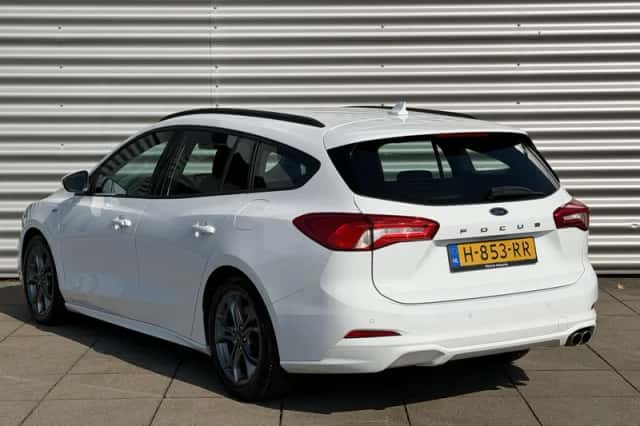 Ford Focus (2020) thumbnail 6