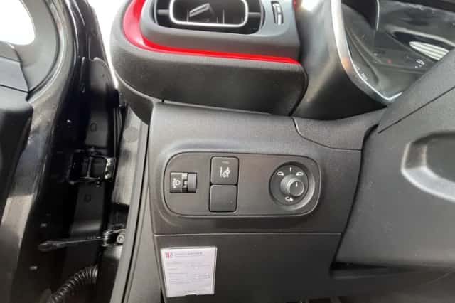 Citroën C3 (2018) thumbnail 16