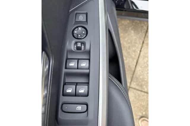 Peugeot 3008 (2025) thumbnail 18