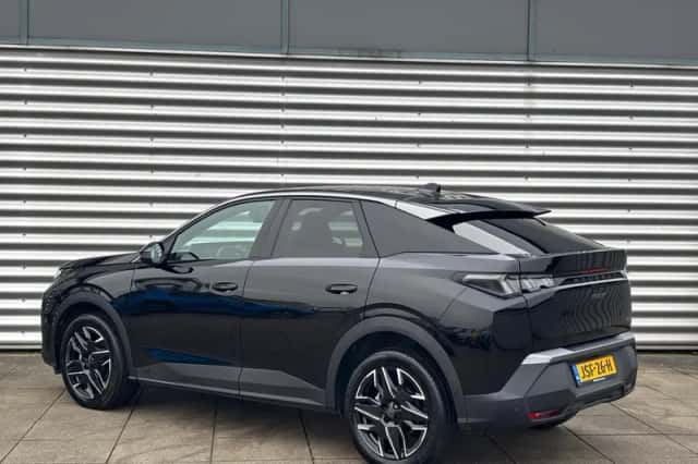Peugeot 3008 (2025) thumbnail 4