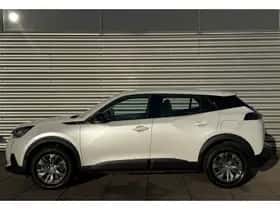 Peugeot e-2008 (2022) thumbnail 8