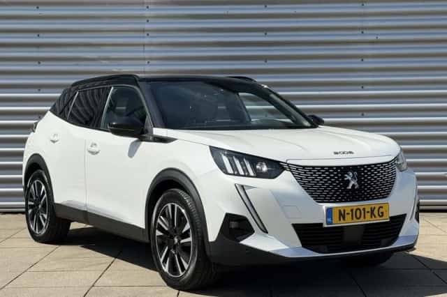 Peugeot e-2008 (2021) thumbnail 7