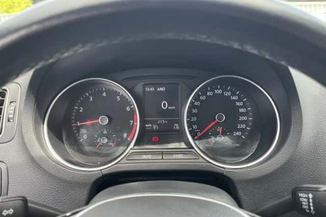 Volkswagen Polo (2016) thumbnail 13