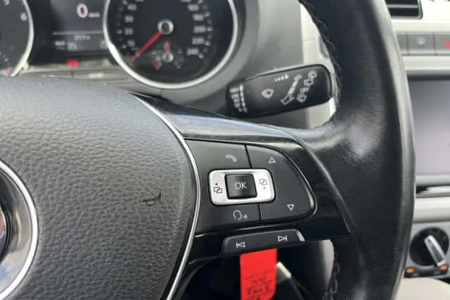 Volkswagen Polo (2016) thumbnail 14