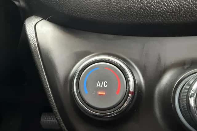 Opel Karl (2017) thumbnail 12