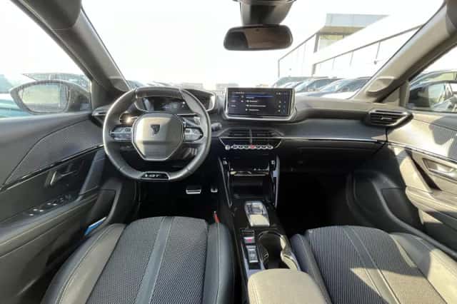Peugeot 208 (2025) thumbnail 5